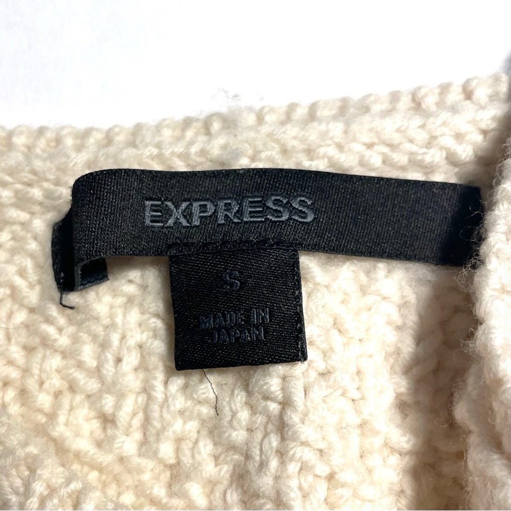Express wool sweater tank top, ribbed pattern. Size small - Picture 9 of 11